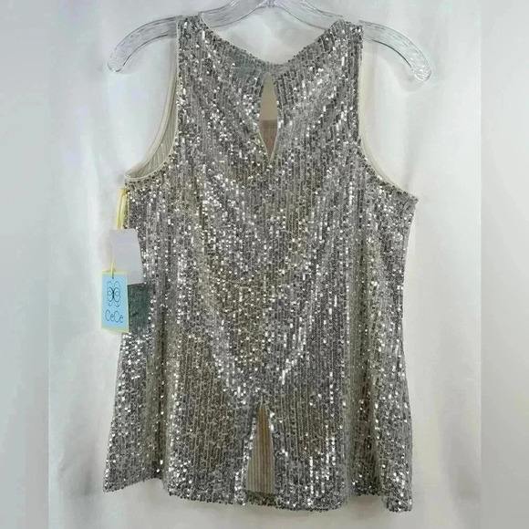 NWT CeCe Women’s Sleeveless Silver Sequins Pull-on Tank Top Back Slit Size S - Picture 2 of 9